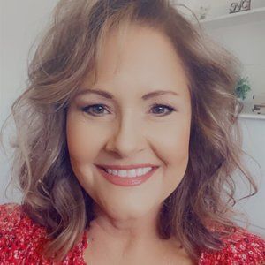 Meet your Posher, Kelli